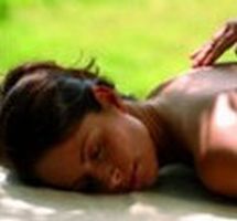 udvartana - massage ayurvédique pour mincir